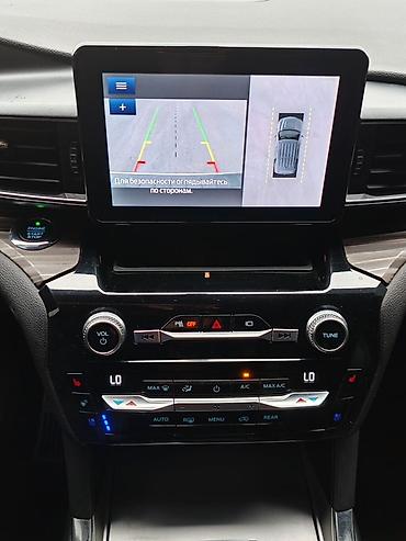 Ford: Ford Explorer: 2022 г., 2.3 л, Автомат, Бензин, Внедорожник — 10