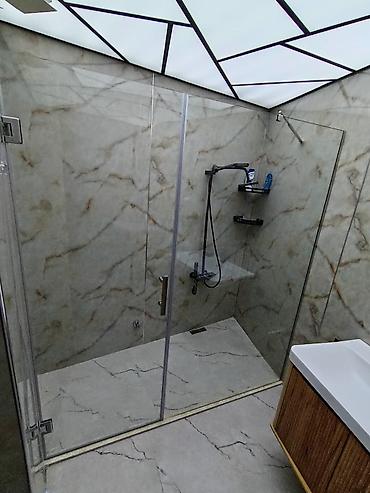 Duş kabinaları, arakəsmələr: Arakəsmə, Künc üçün — 1