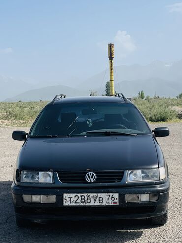 Volkswagen: Volkswagen Passat: 1994 г., 2 л, Механика, Бензин, Универсал