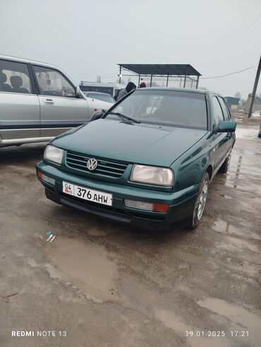 Volkswagen: Volkswagen Vento: 1996 г., 1.8 л, Механика, Бензин, Седан