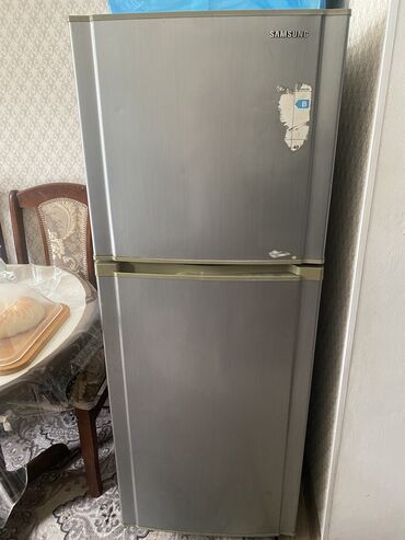 ноутбук бишкек бу: Муздаткыч Samsung, Колдонулган, Эки эшиктүү, No frost, 55 * 145 * 57