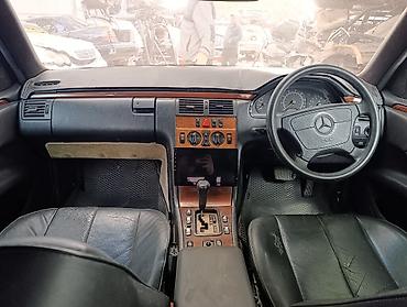 замена мкпп на акпп: Mercedes‑Benz E‑Class (W210) седан, правый руль, серебристый цвет — 3