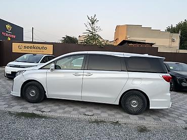 высокая крыша: Buick GL8: 2020 г., 2 л, Автомат, Бензин, Минивэн — 4