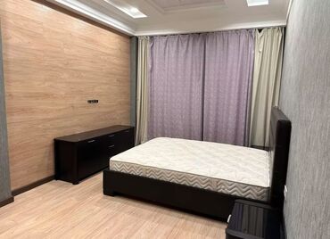 Долгосрочная аренда квартир: 3 комнаты, Риэлтор, Без подселения, С мебелью полностью — 8