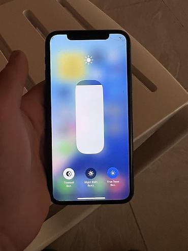 Apple iPhone: IPhone 11 Pro, Б/у, 64 ГБ, Зеленый, Чехол, 81 % — 11