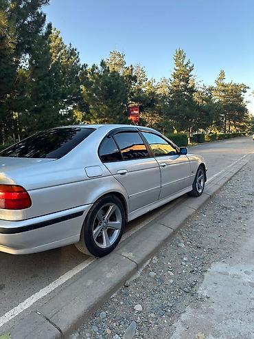Унаа: BMW 5 series: 1996 г., 2.5 л, Кол менен иштөөчү, Бензин, Седан — 5