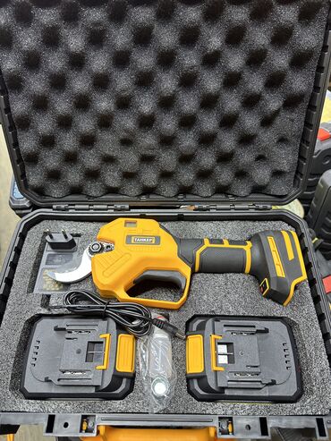 Наборы инструментов: Набор инструментов, Dewalt, Новый, Платная доставка, Самовывоз — 17