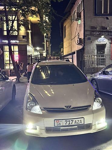 бампер: Toyota WISH: 2003 г., 1.8 л, Автомат, Бензин, Универсал — 2