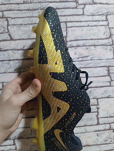 Kişi ayaqqabıları: Nike airzoom futbol ayaqqabisi 1defe islenilib.Dislidi 45 razmer — 3