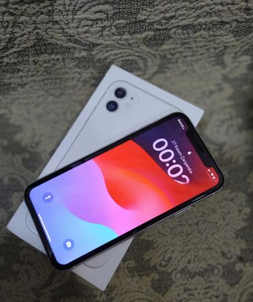 Apple iPhone: IPhone 11, 64 ГБ, White Titanium, Беспроводная зарядка