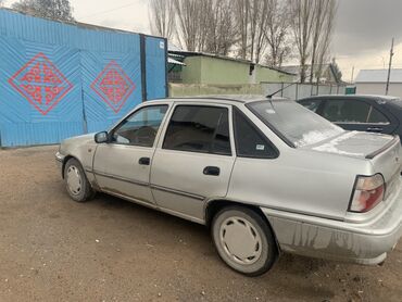 купить кожаные сиденья для авто бу: Седан серого цвета, 4 двери, классический кузов конца 90-х – начала