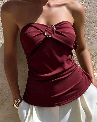 pull and bear helanke: Elegantan ženski top bez bretela sa dekorativnim metalnim prstenom sa — 3