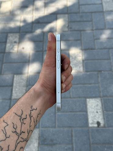 iphone 17 qiyməti: IPhone 17, 256 GB, Ağ, Face ID — 6
