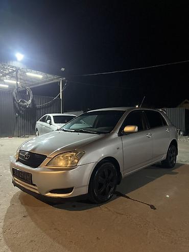 camry universal: Toyota Corolla: 2003 г., 1.6 л, Автомат, Бензин, Хэтчбэк — 4