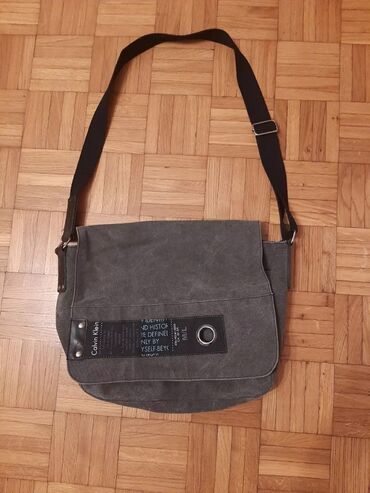 neven torbe: Shoulder bag