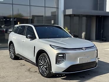 айоник 5: Changan : 2025 г., Автомат, Гибрид, Кроссовер — 1