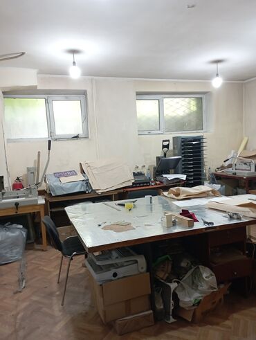 Офисы: Офис Центр Токтогула/Калыка Акиева 105 м2 ремонт Парковка