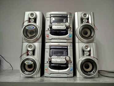 Динамики и колонки: Продаю недорого нижний LG музыкальный центр есть AUX есть и другие муз
