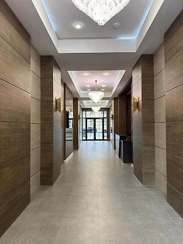ev kirayəsi: Capital Plaza — premium yaşayış kompleksi • Yerləşmə: Xətai — 1