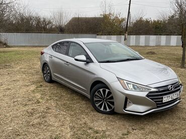Hyundai: Hyundai Elantra: 2 l | 2019 il Sedan — 4