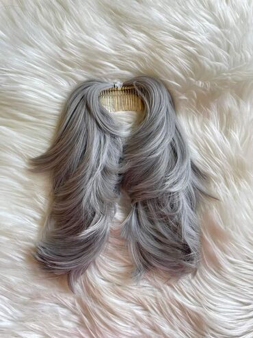 Perike i klipse: Novi model punđe sa češljićem
Cena:1300din na lalafo.rs — 9 Perike i klipse: Novi model punđe sa češljićem
Cena:1300din — 9