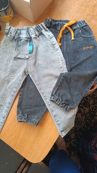 детские джинсовые куртки: Джинсы и брюки, цвет - Серый, Б/у
