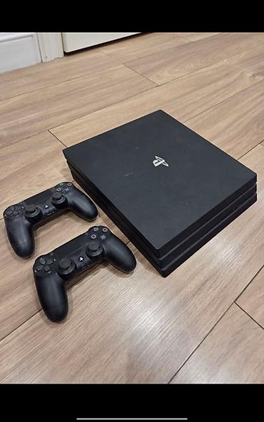 PS4 (Sony PlayStation 4): Sony PlayStation 4 Pro 1TB + 2 оригинальных DualShock 4 Продам Sony — 1