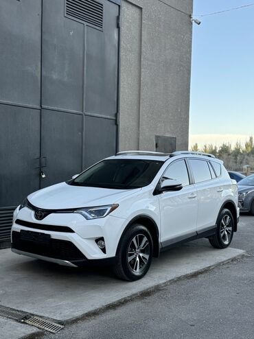 Toyota: Toyota RAV4: 2018 г., 2.5 л, Автомат, Бензин, Кроссовер