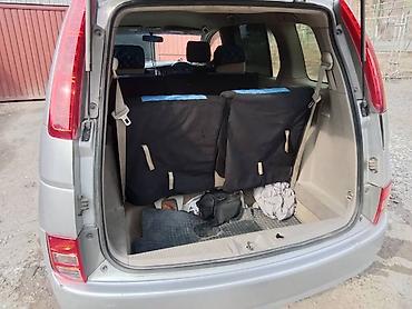 Toyota: Toyota Isis: 2005 г., Минивэн — 1