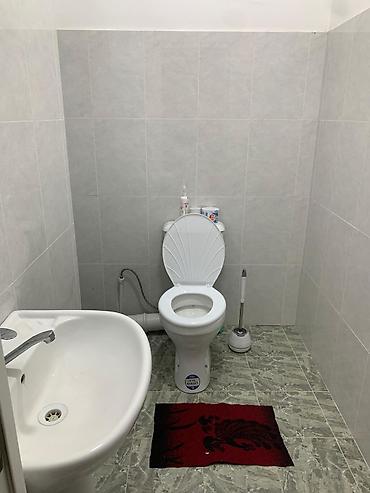 Долгосрочная аренда квартир: 3 комнаты, С мебелью частично — 7