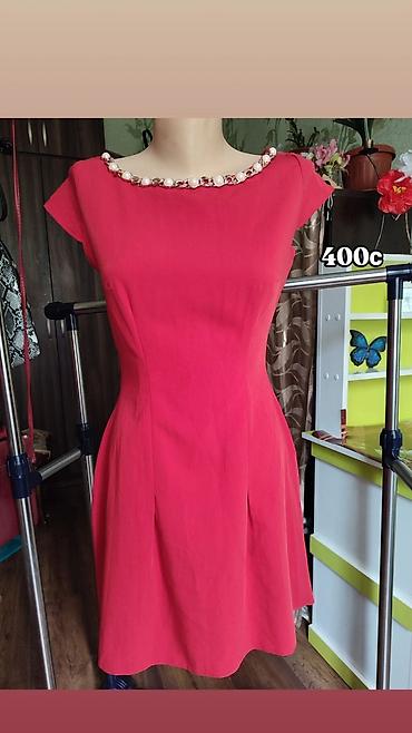 Повседневные платья: Размер S(42-44) всех платьев. Зелёное платье 200с 44-46размер.Все по — 8