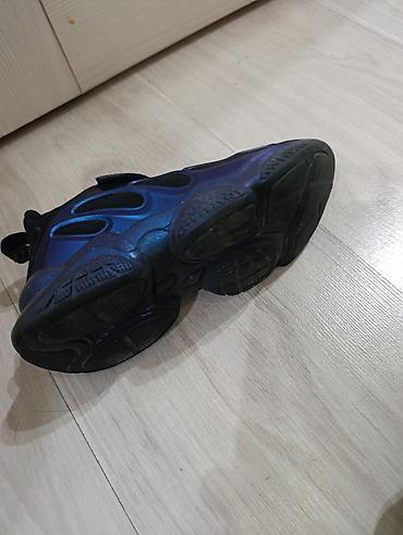 nike tech: Продаю кроссовки для девочки б/у носили мало размер 28 на 4-5 лет — 4