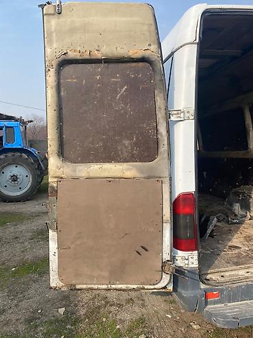 Mercedes-Benz: Mercedes-Benz Спринтер: 2002 г., 2.2 л, Ручные, Дизель, Фургон at lalafo.kg — 15 Mercedes-Benz: Mercedes-Benz Спринтер: 2002 г., 2.2 л, Ручные, Дизель, Фургон — 15