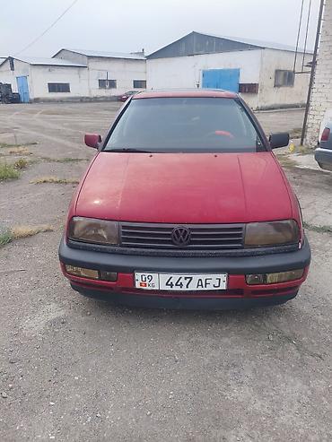 Продажа авто: Volkswagen Vento: 1987 г., 1.8 л, Механика, Бензин, Седан — 1