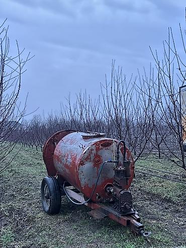 avtomobil az zil 130: 1.200 litr tutulu Nerjaveyka çən. Qiyməti 2700manat. Zəhmət olmasa — 2