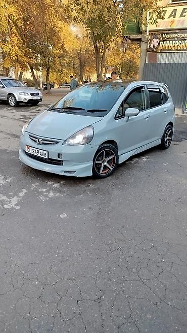авто с последующим выкупом бишкек фит: Honda Fit: 2003 г., 1.5 л, Автомат, Бензин, Хэтчбэк — 2