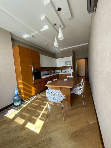 memar ecemide kiraye evler 2021: Badamdar Bazar Storun ustu 14/10 mertebesi 100kv.m temirli ve esyali