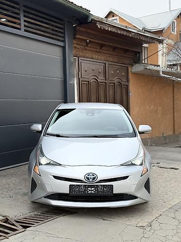 Toyota: Toyota Prius: 2018 г., 1.8 л, Вариатор, Гибрид, Лифтбек — 1