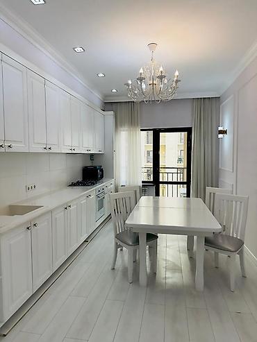 Посуточная аренда квартир: Светлая студия с балконом в современном жилом комплексе. Планировка и — 4