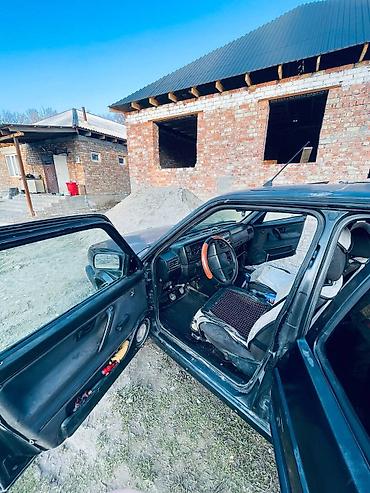 Volkswagen: Volkswagen Golf: 1991 г., Механика, Бензин, Седан — 2