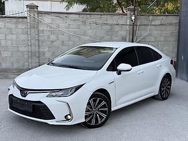 tir: Toyota Corolla: 2020 г., 1.8 л, Гибрид, Седан — 1