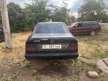 купить мерседес спринтер в европе: Mercedes-Benz E-Class: 1989 г., 2.3 л, Механика, Бензин, Седан