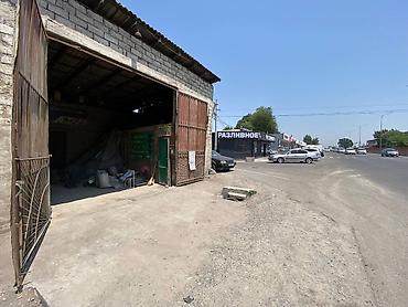 Продажа помещений свободного назначения: Продается Коммерческое помещение р/к Нурлан(Заря) 🏢На первой линии у at lalafo.kg — 1 Продажа помещений свободного назначения: Продается Коммерческое помещение р/к Нурлан(Заря) 🏢На первой линии у — 1