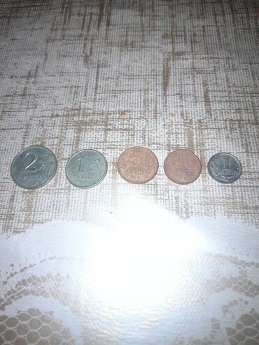 gümüş sikkə: Монеты