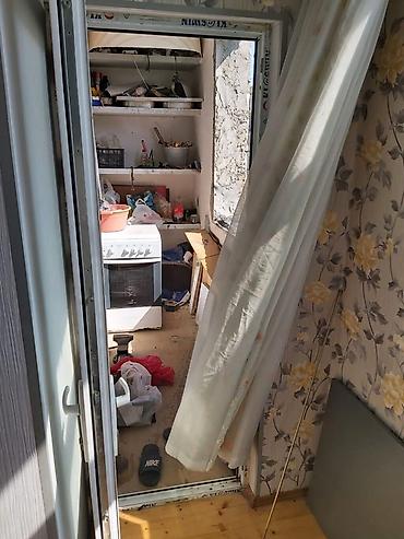 Köhnə tikili: Mənzilin təsviri Mənzil satılır Yeni günəşlidə D massivində yerləsən — 14