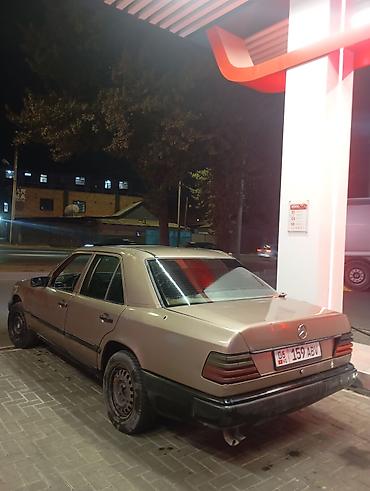 Продажа авто: Mercedes-Benz W124: 1988 г., 2.3 л, Механика, Бензин, Седан — 4