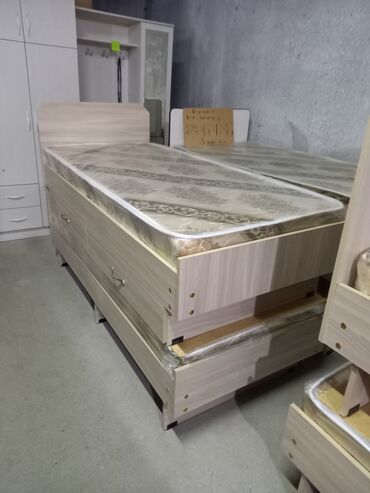 Двуспальные кровати: Двуспальная кровать, Новый, С ящиком для хранения, длина - 2 см — 8