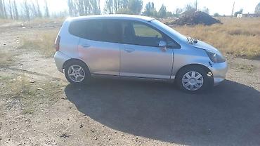 Продажа авто: Honda Fit: 2002 г., 1.5 л, Автомат, Бензин, Хэтчбэк — 3