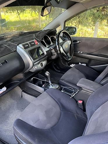 фит кузовные: Honda Fit: 2005 г., 1.5 л, Вариатор, Бензин, Хэтчбэк — 10