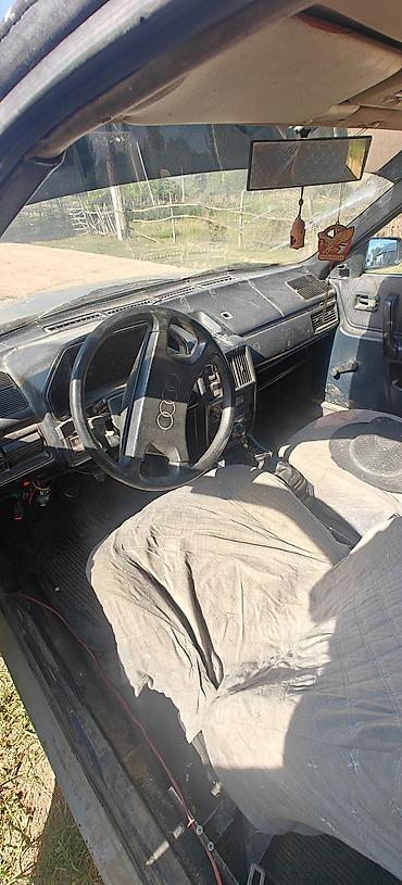 chevrolet bolt: Audi 100: 1988 г., 1.8 л, Механика, Бензин, Седан — 5
